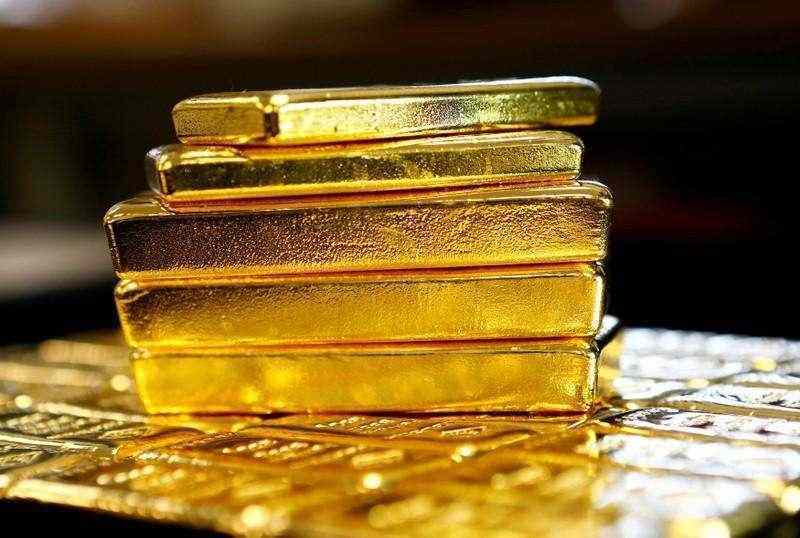 El oro alcanza el pico de una semana en medio de la ansiedad comercial