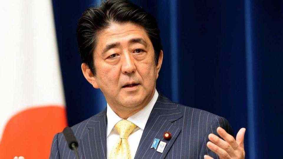 Abe de Japón modificará la ley para permitir la declaración de emergencia