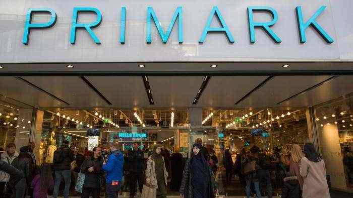 Primark anuncia el cierre de todas sus tiendas