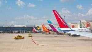 Los gobiernos rescatan a sus aerolíneas