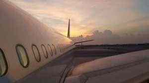 Iberia y Vueling anuncian “ajustes laborales”