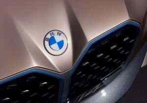 BMW pierde casi $ 800 millones a medida que las ventas caen