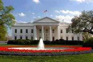 La Casa Blanca dice que no es optimista sobre el acuerdo a corto plazo de la ley de alivio de coronavirus