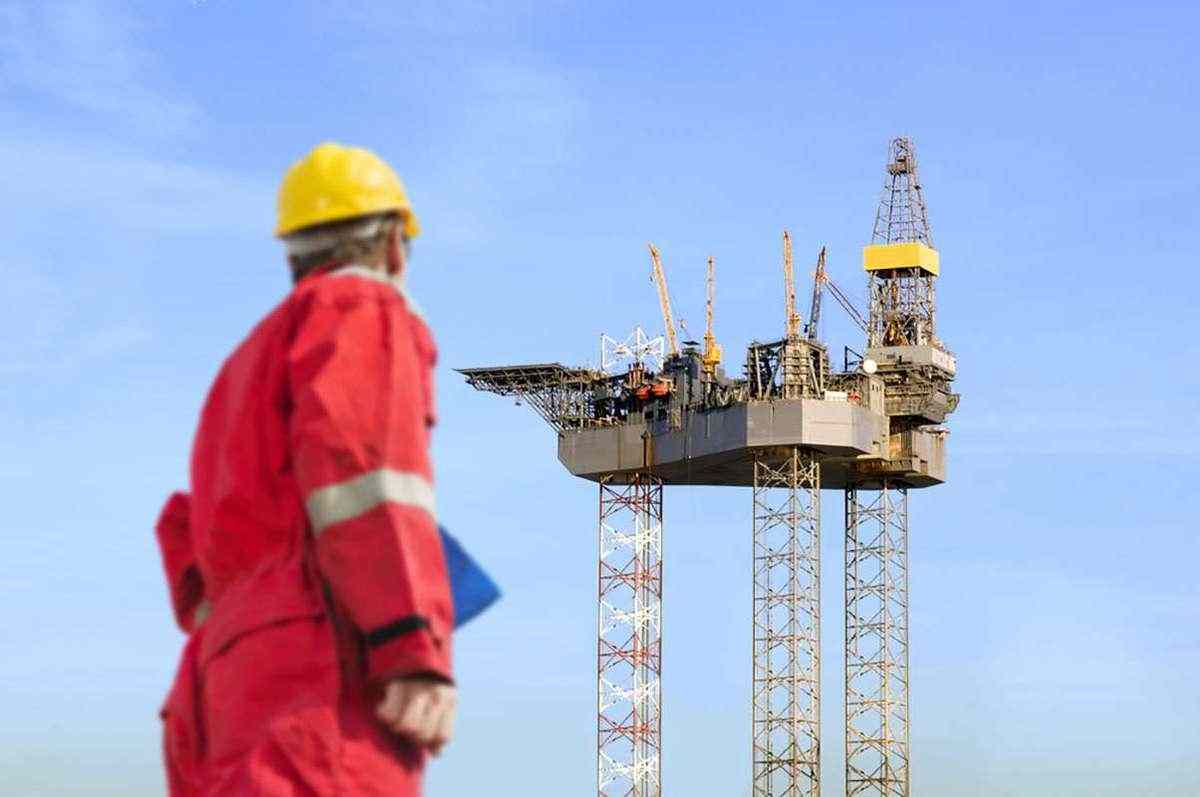 Los precios del petróleo caen por los temores de la demanda