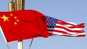 Trump refuerza prohibición de inversiones estadounidenses en China
