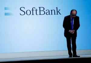 Las acciones de SoftBank superan los Y10.000