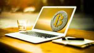 Las acciones europeas caen desde máximos históricos