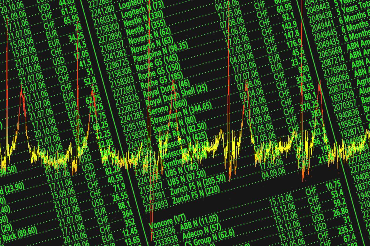 Los futuros se deslizan con enfoque en el informe de inflación