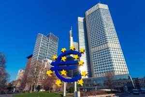 Настроения инвесторов в еврозоне резко упали в апреле