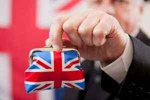 ВВП Великобритании может снизиться во втором квартале на 25%