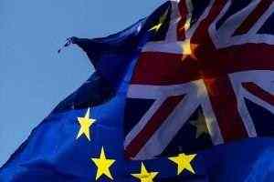 Великобритания и Евросоюз призвали друг друга к компромиссу по сделке