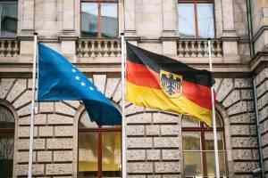 Германия в 2021 году увеличит долговые обязательства для борьбы с пандемией