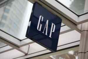 Компания Gap завершила четвертый квартал с прибылью