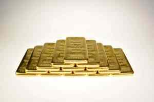Отток золота из мировых ETF составил в марте 107,5 тонны