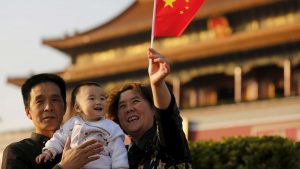 Власти Китая меняют политику в отношении контроля за рождаемостью