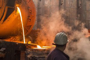 Стоимость меди растет на снижении курса американского доллара