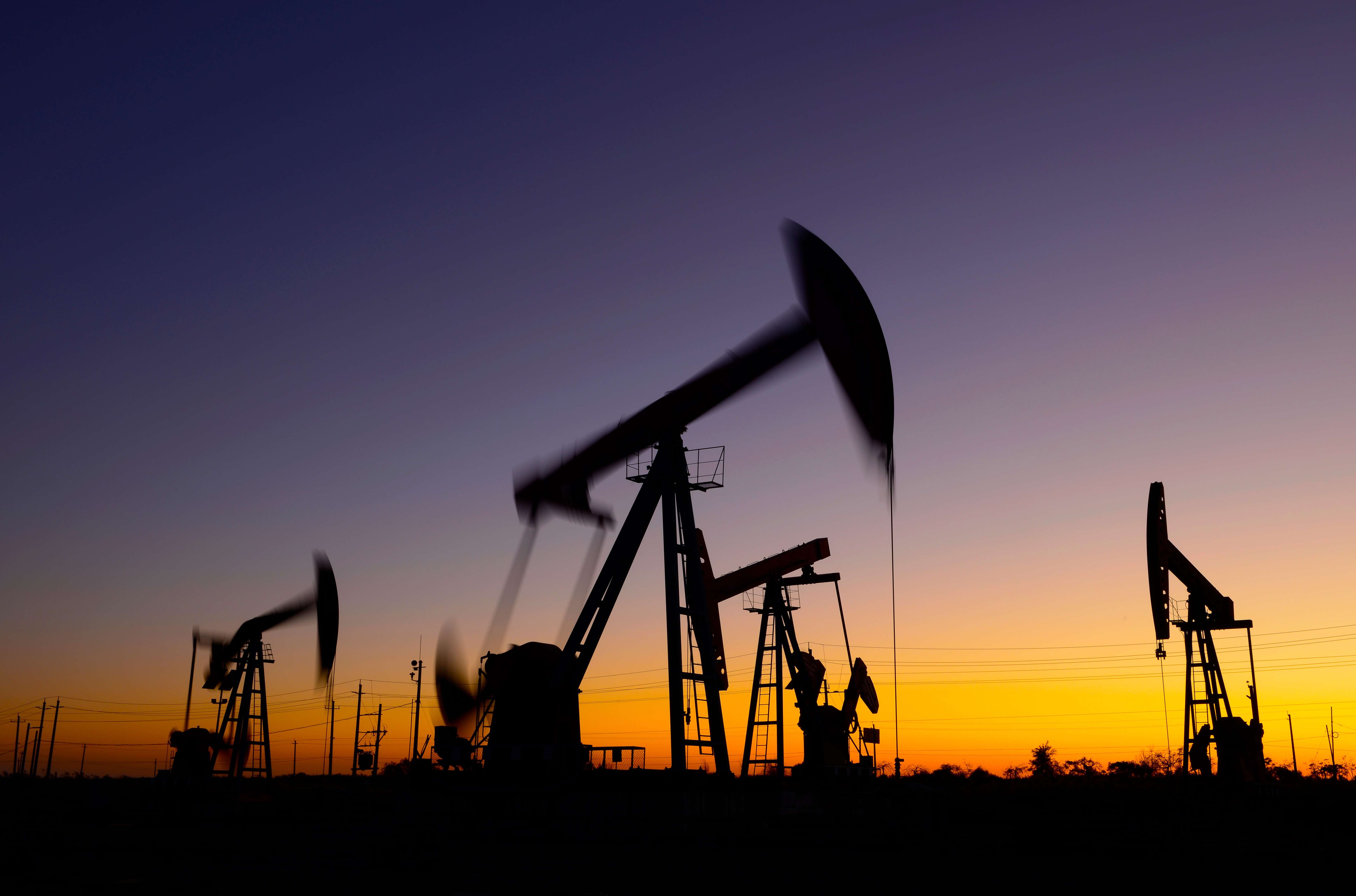 На мировом рынке нефти продолжают расти цены
