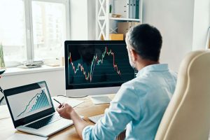 Fitch снизило ожидания по росту глобальной экономики в этом году
