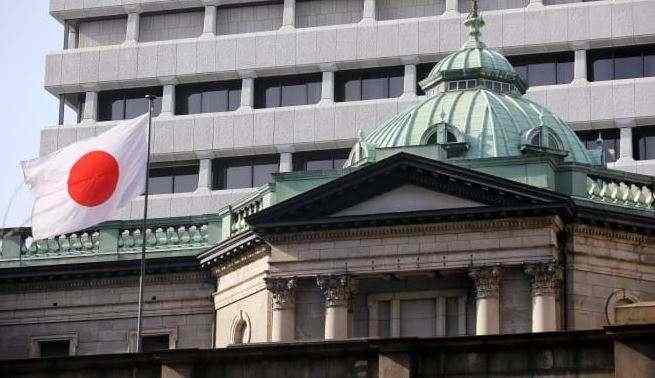 Japanese government bonds retain gains after BOJ sticks to its monetary policy