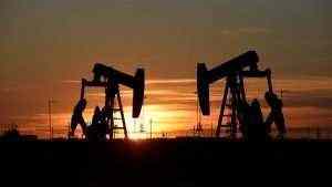 Oil prices drop due to surprise hike in US crude stocks