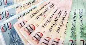 Singapore central bank keeps policy stance amid weakening economic conditions