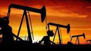 Oil drops 25% after Saudi Arabia cuts prices