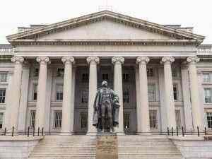 U.S. Treasury hires Wall Street bankers, lawyers for aid advice