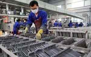 Chinese industrial firms’ earnings drop in April but at slower pace