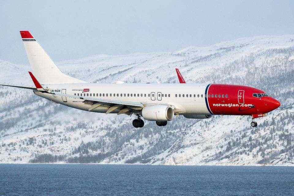 Norwegian Air gets rescue package worth $1B debt-for-equity swap