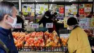 Japan deflation advances on weak consumer prices