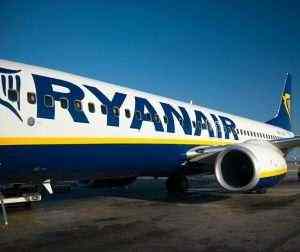 Ryanair’s CEO warns to cut 3,500 jobs if pay cuts cannot be agreed