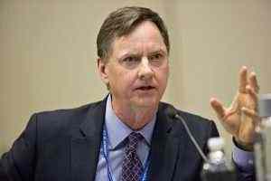 Another coronavirus fiscal aid ‘incredibly important’, says Fed’s Evans