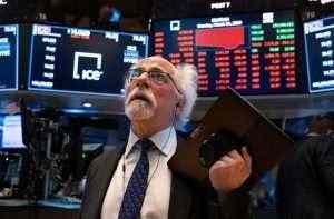 Wall Street plunges on Thursday as tech stocks plummet