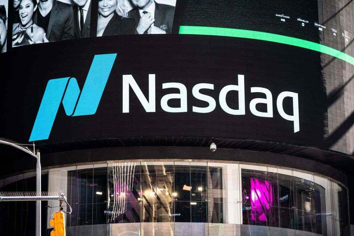 Nasdaq gains as focus shifts to tech, crude rallies