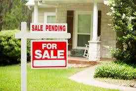 US pending home sales drops in October