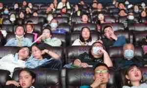 China’s cinema stocks advance on strong holiday revenue