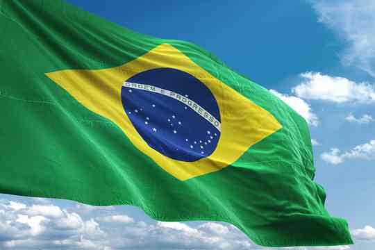 Brazil GDP declines in 2020; coronavirus halts recovery