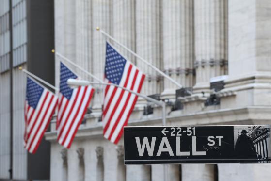 Wall St. opens strong in light of high oil prices lifting energy stocks