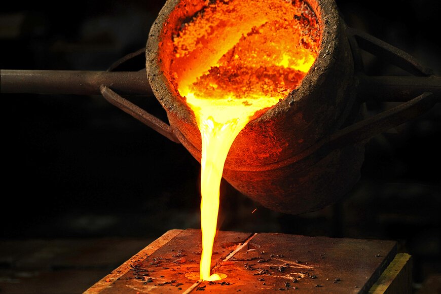 Gold up as early tapering hopes dashed