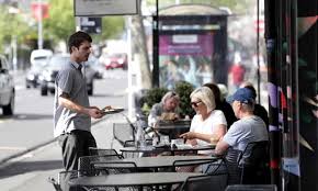 New Zealand’s business confidence sinks in Q3