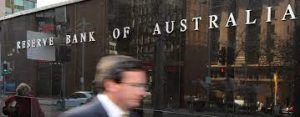 Australian economy to recover in Q4, rate hike in 2024