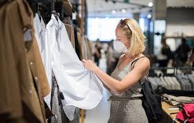 UK retail spending recovers despite high inflation